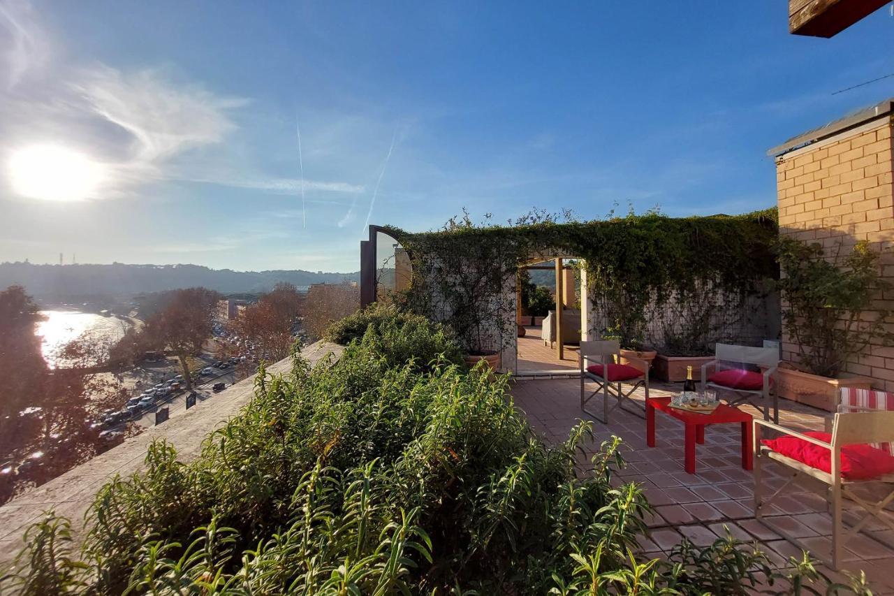 Beautiful Loft In Ponte Milvio With Terrace — Photos 2
